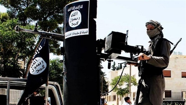 «داعش» يفجر جسرين على نهر «دجلة» يربطان شطري الموصل شمالي العراق